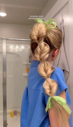 Work Week Hairstyles, Spirit Day Hairstyles High School, Sporty Hairstyles With Ribbon, Summer Camp Counselor Hairstyles, Game Day Hair For Short Hair, Hairstyles With Cheer Bows, Half Up Cheer Hair, Fun Hair Dos, Cheer Bow Hairstyles