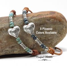 Diy Leather Bracelet, Leather Heart, Earring Ideas, Silver Heart Pendant, Boho Leather, Bracelet Boho