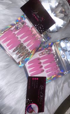 Reusable customized Press on nails Custom Press Ons, Ready To Ship Press On Nails, Bougie Press On Nails, Pressed On Nails, Y2k Press On Nails, Gyaru Press On Nails, Nails Collection, Acrylic Press On Nails, Beauty Make-up