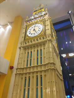 the big ben clock tower in london is made out of legos and plastic bricks