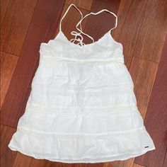 Hollister Women’s Camisole Top, Size M. New With Tags. Light And Airy, Great For Summer! White Tank Top With Built-in Bra For Day Out, White Beach Camisole With Built-in Bra, White Summer Tops With Built-in Bra, Summer Camisole With Lace Trim And Tank Straps, Casual Tank Top With Lace Trim, White Tank Top With Built-in Bra For Summer, White Summer Tops With Tank Straps, White Camisole With Adjustable Straps For Day Out, Casual Vacation Tops With Delicate Straps