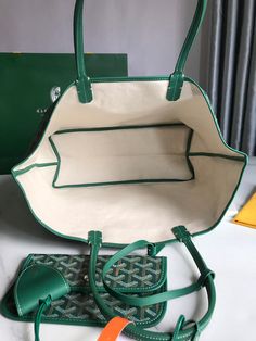 Size: Standard Size It comes with Dust box, Care manual, Tag, and Paper bag. High-end Green Box Bag For Shopping, High-end Green Bag For Daily Use, Luxury Green Box Bag For Errands, Designer Green Satchel With Large Capacity, Designer Green Shoulder Bag With Large Capacity, Designer Green Satchel For Daily Use, Designer Green Satchel For Everyday, Designer Green Everyday Satchel, Green Travel Box Bag With Dust Bag