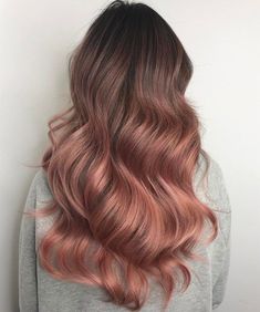 10 pruebas de que el ombré en oro rosado es tu nuevo color de cabello Fat Person, Rose Gold Balayage, Pink Ombre Hair, Brown Ombre Hair, Extra Long Hair, Face Girl, Long Face, Hair Drawing