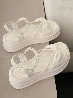 Girly Sandals, Teen Shoes, Casual Sandals Womens, Pretty Sandals, Jordan Shoes Girls, Shoes Outfit Fashion, Shoes Teen, Low Heel Sandals, Girly Shoes