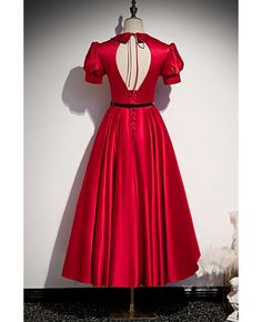 Buy french romantic burgundy tea length retro party dress with short sleeves at cheap price online. Free stable shipping and pro custom service since 2009. Tea Length Dress With Fitted Bodice For Prom, Fitted A-line Tea Length Dress For Banquet, Red Tea Length Dress For Formal Occasions, Red Tea Length Formal Dress, Red Tea-length Dress For Formal Occasions, Vintage Knee-length Dress For Banquet, Solid Color Short Sleeve Banquet Dress, Vintage Knee-length Prom Dresses, Elegant Short Sleeve Midi Dress For Holiday