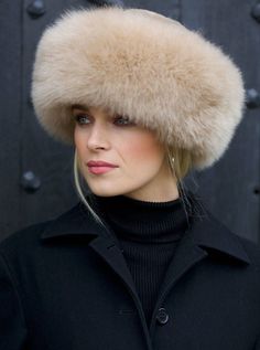 Luxury Alpaca Fur Hats More Hat Ideas For Women, Beanie Diy, Hats Ideas, Cossack Hat, Russian Hat, Fur Accessories, Elegant Hats, Fancy Hats, Love Hat