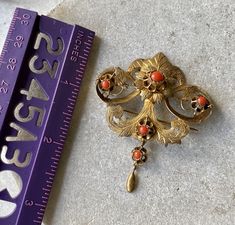 Beautiful Circa 1800s Victorian Gold Gilt Red Coral Antique Brooch Antique Pins, Usa Jewelry, Victorian Gold, Antique Brooches, Handcrafted Necklace, Red Coral, Chinese Art, Brooches, Vintage Items