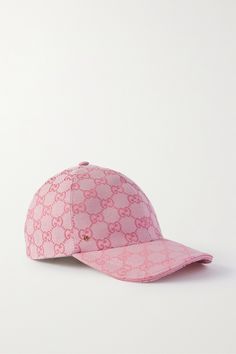 Gucci's instantly recognizable baseball cap is jacquard-woven with the label's signature 'GG' monogram. It's been crafted in Italy from tonal-pink canvas and embellished with a small logo plaque. Adjust the leather tab at the back for a secure fit. Designer Hats For Women, Gucci Cap Outfit Women, Luxury Gucci Baseball Cap, Classic Gucci Baseball Cap, Classic Gucci Hat With Embroidered Logo, Casual Gucci Hat With Curved Brim, Gucci Luxury Baseball Cap, Designer Embroidered Logo Baseball Cap, Designer Baseball Cap With Embroidered Logo