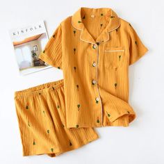 The Cute Carrot Print 2 Piece Sleepwear Shorts Set — Original Pajamas Carrot Pattern, Cotton Pajama Set Women, Cotton Pajama Shorts, Sweet Carrot, Cotton Pajamas Women, Pajama Suit, Homewear Fashion, Cotton Pajamas, Summer Pajamas