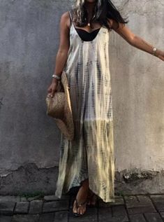 US$ 31.91 - Spaghetti Straps Sleeveless Beach Maxi Dress - www.streetally.com Maxi Pattern, Beach Maxi Dress, Vacation Dresses, African Clothing, Womens Maxi Dresses, Summer Dresses For Women, Apricot, Dress Length, Flapper Dress