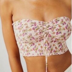 Free People Floral Ruche Bando Top Center Pull Drawstring Only Comes With One Strap Removable, Nwt Size Xs Feminine Pink Strapless Top, Fitted Pink Crop Top With Floral Print, Fitted Pink Floral Print Crop Top, Pink Bandeau Top For The Beach, Feminine Pink Crop Top For Vacation, Pink Bandeau Crop Top For Summer, Feminine Bandeau Crop Top For Spring, Stretch Floral Print Bandeau Top, Feminine Fitted Crop Top For Beach