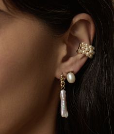 14ct Vermeil on Sterling Silver Swarovski Pearl Measurement: 14mm/0.55in Classic Gold Plated Ear Cuff, Timeless Gold Plated Pearl Drop Jewelry, Timeless Gold-plated Jewelry With Pearl Drop, 14k Gold Ear Cuff For Wedding, Elegant Gold Ear Cuff With Matching Earrings, Elegant Gold Plated Ear Cuff With Matching Earrings, Elegant Gold Plated Single Ear Cuff, Elegant Gold-plated Single Ear Cuff, Elegant Gold Plated Ear Cuff Gift