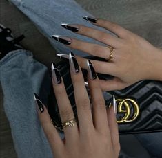 Nails Acrylic Spooky, Nail Ideas Disney, Witch Nails Acrylic, Black Witchy Nails, Nail Designs Y2k, Current Nail Trends 2023, September Nails Designs, Current Nail Trends, Nails Horror