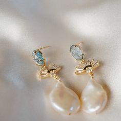 2025 Wedding, Bridal Jewelry Vintage, Jewel Wedding, Deco Earrings, Earrings Art, Jeweled Earrings, Jewelry Pearl, Blue Bridal, Blue Crew