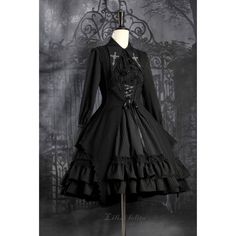 A gothic blouse that looks like an aristocratic lady from medieval Europe. Her collar has a cross sword embroidered on it, the back is laced, and the chest is decorated with a statement frill. She is a mysterious young lady with a gorgeous aura. 
 
 

 

 
 
 
 Size 
 
 XS size 
 
 Length: 63cm 
 Bust: 84cm 
 Waist: 72cm 
 Sleeve length: 62cm 
 
 S size 
 
 Length: 64cm 
 Bust: 88cm 
 Waist: 76cm 
 Sleeve length: 62cm 
 
 M size 
 
 Length: 65cm 
 Bust: 92cm 
 Waist: 80cm 
 Sleeve length: 62.5cm Gothic Long Sleeve Victorian Dress For Halloween, Black Long Sleeve Victorian-inspired Dress, Black Victorian Dress With Long Sleeves For Halloween, Black Gothic Corset Dress For Larp, Gothic Victorian Dress For Halloween, Black Long Sleeve Victorian Costume Dress, Black Long Sleeve Corset Dress For Costume, Gothic Victorian Long Sleeve Dress For Costume Party, Gothic Victorian Dress For Costume Party