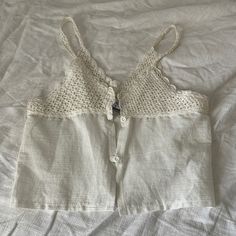 No Flaws Never Worn. I Think This Is Free People White Cotton Crop Top For Vacation, Trendy White Crop Top For Vacation, Spring White Cotton Crop Top, White Cotton Crop Top For Spring, Casual White Crop Top For Everyday, White Summer Crop Top For Everyday, White Everyday Crop Top For Summer, White Cotton Crop Top For Everyday, White Cotton Beach Top