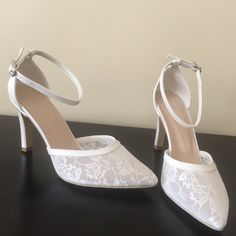 5cm , 7 cm or 9 cm heel length Ivory and white color options Lace Ankle Strap Wedding Shoes, Lace Wedding Shoes With Pointed Toe, Elegant Lace Wedding Shoes With Ankle Strap, Evening Lace Wedding Shoes With Ankle Strap, White Kitten Heels For Party With Low Heel, White Low Heel Kitten Heels For Party, White Kitten Heels With Heel Strap For Party, White Kitten Heels With Heel Strap, Elegant Lace Wedding Shoes With Low Heel