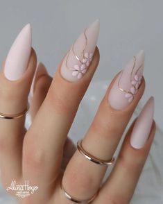 Oval Nail Designs Summer, Nail Designs 2024 Summer, Simple Nail Ideas Summer, Attractive Nail Colors, Trendy Nails Ideas 2024 Summer Almond, New Nail Designs 2024, Simple Nail Designs Summer 2024 Almond, Summer Nail Art Designs 2024, Nails With White Base