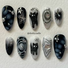 tiktok/insta: @dorky.nells #nailartideas #naildesign #nailart #nails #nailsnailsnails #nailsofinstagram #pressonnails #almondshapenails #almond #blacknails #blacknaildesigns #blacknailart #blackcatnails #cateye Nails Inspo Almond, Almond Nails Nail Art, Nail Designs Almond, Cosmic Cat, Punk Nails, Goth Nails