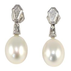 South Sea Cultured Pearl and Diamond Earrings Z Pearl Diamond Dangle Earrings, Antique Diamond Earrings, Pearl Diamond Earrings, Art Deco Drop Earrings, Mikimoto Pearls, Pearl And Diamond Earrings, Diamond Dangle Earrings, Antique Brooches, Diamond Earring