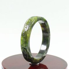 58mm Chinese Hand-carved Multi-color Jade Jadeite Gems Bangle Bracelet a7527     Inner diameter* Width : 58.0 * 12.0 mm Weight : 49.5g Jade Name:Jadeite Item Condition: All new Color: As the pictures showed, for different screen, may be slightly color difference.   ~~~Payment~~~ We accept PayPal only, if you had any problem with your payment, please contact us via eBay messages After you won / bought an item, you have 30 days to make the payment, and during these days, you can combine payments with other items in my store   ~~~Shipping & Handling~~~ We will ship your items within 1 business day after we received your payment We only ship the items to the address you left on eBay. So please MAKE SURE your address on eBay is Correct and Valid All items will be shipped with international trac Green Carved Bracelet As A Gift, Green Carved Bracelet For Gift, Green Carved Bracelets As Gift, Carved Round Jade Jewelry, Round Carved Jade Jewelry, Carved Bangle Jewelry As A Gift, Carved Bangle Jewelry For Gift, Spiritual Carved Round Bracelets, Spiritual Round Carved Bracelets