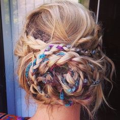 fun... and great for summer Bohemian Braids, Messy Braids, Braided Hair, Boho Braids, Braided Updo, Boho Hairstyles, Hair Envy, Hair Dos