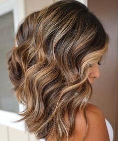 Dark Brown Hair With Highlights, Root Melt, Cinnamon Hair, Highlights Ideas, Light Blonde Highlights, Ash Blonde Highlights, Golden Blonde Highlights, Hair With Highlights, Hair Color Caramel