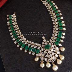 Emerald Necklace Indian, Indian Diamond Necklace, Silver Jewelry Indian, Diamond Ornaments, Diamond Haram, Silver Market, Diamond Pendant Jewelry, Diamond Necklace Designs, Silver Jewellery Indian