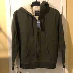 Ntw Hollister Hoodie, Very Comfortable And Warm Hollister Cardigan, Cream Hoodie, Army Green Color, Hollister Hoodie, Henley Sweater, Hollister Sweater, Grey Crewneck, Grey Pullover, Knit Hoodie