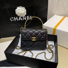 Size: (11.5*14.5*5.5cm) It comes with Dust box, Care manual, Tag and Paper bag. Designer Things, Coco Handle, Bag Chanel, Chanel Chanel, Handbags Fashion, Bags Luxury, Luxury Bag, Handbag Wallet, Brand Story