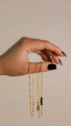 Jewelry Posts Instagram, Gold Statement Jewelry, Meta Ads, Business Branding Inspiration, Craft Photography