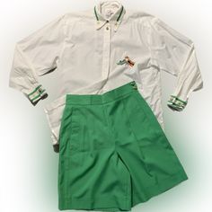 Vintage Mondi Nautical High Waisted Shorts & Button Down Set In Kelly Green Shorts Are In Excellent Unused Condition Top Is In Very Good Preowned Condition Super Super Faint Yellowing At The Collar Fold And A Barely Visible Spot On The Back. The Top Has Been Soaked. Please Review Photos For Flaws Shorts: 20.5” Long 8” Inseam 14” Rise 30/30.5” Around Waistband 18.5/19” Across Hips Top: 27” Long 22” Pit To Pit 21” Across Waist 22” Sleeve Selling As A Set Only Summer Shorts With Button Closure For Daywear, Casual Summer Shorts With Button Closure, Summer Button Closure Shorts For Daywear, Casual Daywear Shorts With Buttons, Spring Workwear Button-up Shorts, Spring Button-up Workwear Shorts, Short Daywear Bottoms With Buttons, Short Bottoms With Buttons For Daywear, Spring Button-up Shorts For Daywear