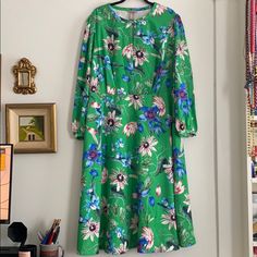 Wear This On Your Trip To Hawaii In Your Mind. New With Tags! H&m Long Sleeve Dress With Floral Print, H&m Green Midi Dress For Spring, H&m Green Dress For Brunch, Play Closet, Trip To Hawaii, Tropical Green, Green Floral Dress, Hm Dress, H M Dresses