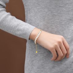 Style: Women Fashion Material: S925 Sterling Silver Pearl Type: Freshwater Pearl Pearl Color: White Pearl Size: 5mm Bracelet Length: 16+3cm Silver Bracelets For Women, Freshwater Pearl Bracelet, Silver Chain Bracelet, Pearl Types, Pearl Color, Pearl Size, Style Women, Elegant Jewelry, Natural Pearls