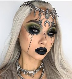 Witchy Makeup, Halloween Makeup Witch, Holloween Makeup, Creepy Halloween Makeup, Cute Halloween Makeup, Halloween Makeup Pretty, Cool Halloween Makeup, Witch Makeup