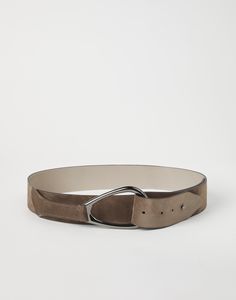 Calfskin suede belt A contemporary feel characterizes this suede calfskin belt. The refined leather gives the accessory an elegant look, while the essential, harmonious shape of the buckle adds a modern-inspired element. A leather lining complements the style. Belt Brown, Suede Belt, Eyewear Womens, Boutique Online, Sneaker Heels, Small Leather Goods, Brunello Cucinelli, Handbag Backpack, Belts For Women