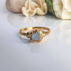 Raw Moonstone Ring Rough Cut Moonstone Ring, Artsy Rings, Raw Stone Engagement Rings, Rock Ring, Hippie Ring, Raw Moonstone, Rock Rings, Hippie Rings, Raw Gemstone Ring