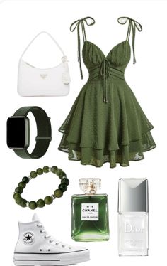 Short Birthday Outfit, Green Homecoming Dress, Hot Prom Dress, Homecoming Dress Short, Green Homecoming Dresses, Cute Dress Outfits, Swaggy Outfits, Really Cute Outfits, Casual Style Outfits