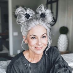 magnific Xf52IZrYRUmsTbgLs32R Stylish Space Buns in Silver Makeup For Silver Hair, Silver Hair Ponytail, Long Silver White Hair, Women’s Silver Hair, Long Silver Hair Aesthetic, Brighten Gray Hair, Long Silver Hair, Gray Hair Growing Out, Hair Color Options