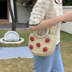 Material: StrawSize: 20*14cm / 7.9*5.5 in Spring Top Handle Mobile Phone Bag, Cute White Top Handle Bag, Trendy Summer Mobile Phone Bag, Trendy Natural Pouch Bag, Trendy Natural Color Pouch Bag, Trendy Mobile Phone Bag For Summer, Summer Pouch Bags For Daily Use, Summer Casual Pouch Satchel, Summer Daily Use Pouch Bag