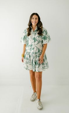 Get ready to "frock it" with the Wknd Wyfr Green Marble Dress! This adorable frock features a fun print and flattering fit, making it the perfect choice for any fall occasion. Plus, it's so easy to throw on and go, making it a versatile dress you'll love wearing all year round. Fits true to size, Caroline is wearing a size small. She is 5'7, a size 4 and a 32B 100% Cotton Machine wash on cold Marble Dress, Buddy Love, Home Dress, Green Marble, Mink Pink, Dress Gift, Versatile Dresses, Fun Prints, Sale Design