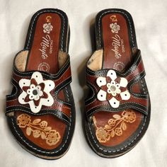 Huarache Made In Mexico Authentic Hand Made Leather Sandals Flowers Detail Lightweight And Comfy New Never Worn Size 23 In Mexico Appears To Be Size 6 Us Size 6 Mexico Shoes, Marc Fisher Sandals, Mexican Shoes, Tory Burch Flip Flops, Fur Sandals, Birkenstock Sandals Arizona, Hand Made Leather, Floral Sandals, Urban Outfitters Women