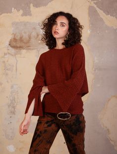 OVERSIZED CREW NECK LONG SLEEVE TOP IN TWO-TONE MARLED RIB PATTERN 9%WOOL 16%ACRYLIC 20%PTT 55%NYLON Brittany is 5'9" wearing a size S/M STYLE# G1110 Available sizes: S/M, M/L Yarn Accessories, Yarn Sweater, Outerwear Vest, Cardigan Vest, Dress Gift, Meet The Team, Sweater Sale, Sweater Accessories, Signature Style