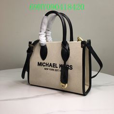 Size: 24cm*9cm*18cm It comes with Dust box, Care manual, Tag, and Paper bag. Mk Bags, Michael Kors Bag, Satchel Bags, Paper Bag, Hold On, Satchel, Michael Kors, Things To Come, Handbags