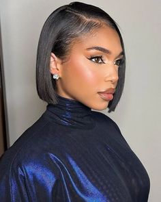 Short Hairstyles for Black Women 21 Ideas - women-club.online Short Haircuts Black Hair, Natural Hair Bob Cut, Short Relaxed Hairstyles, Bob Lace Front Wigs, Short Sassy Hair, Natural Human Hair, Hair Aesthetic, Sassy Hair