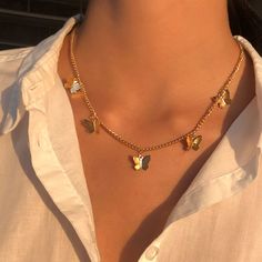 Gold Chain Butterfly Pendant Choker Simple Choker Necklace, قلادات متدلية, Necklaces Boho, Heart Cross Necklace, Simple Choker, Charm Choker Necklace, Boho Style Jewelry, Butterfly Pendant Necklace, Boho Pendant