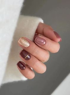 19 Cute November Nail Designs For Fall Weddings Chocolate Inspired Nails, Mauve And Brown Nails, After Thanksgiving Nails, Brown Christmas Nails Short, Fall Gel Polish Nail Designs, Cute Fall Nail Designs Acrylics, Autumn Nails Glitter, Nails For Thanksgiving Fall, Minimalist Thanksgiving Nails