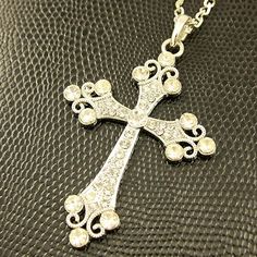 Rhinestone necklace-Hip Hop Catholic Big Cross Pendant Necklace Gold Plated Chain Rhinestone Long Necklace for Women Jewelry gifts color: silver,gold Suits: Pendants for Women Style: Big Cross pendant Style: TRENDY Shape\pattern: Cross Shape: cross necklace Pendant Size: 7*5cm Necklace Type: Pendant Necklaces Necklace: Rhinestone Long Necklace Model Number: nkeh77 Metals Type: Zinc alloy Material: Rhinestone Length: 70cm Model Number:2251801505129568 Features: - type: gold cross necklace - 2 col Gold Suit, Necklace Model, Big Cross, Pendants For Women, Cross Shape, Pendant Necklace Gold, Gold Cross Necklace, Gold Cross, Cross Pendant Necklace