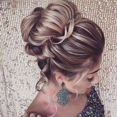 Penteados para Madrinha de Casamento 2018: FOTOS, Passo a Passo! Simple Wedding Hairstyles, Bridal Hair Updo, Luscious Hair, Stylish Hair, Layered Hair