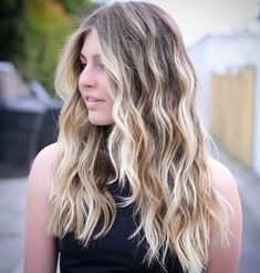 Long Thick Wavy Hair, Thick Bob Haircut, White Blonde Highlights, Wavy Layers, Long Haircut, Large Curls, Choppy Bob Haircuts, Thick Wavy Hair, Guy Tang